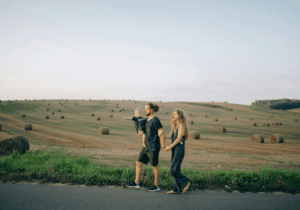 Éduquer un fils : pourquoi les garçons ont besoin d&rsquo;une approche différente